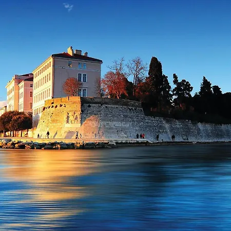 Appartamento Lovely In With Wifi Privlaka (Zadar)